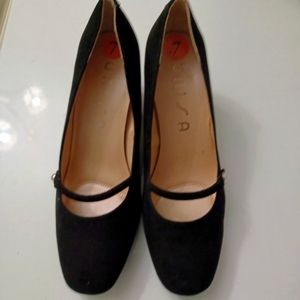 Unisa Women Sz 7 Shoes